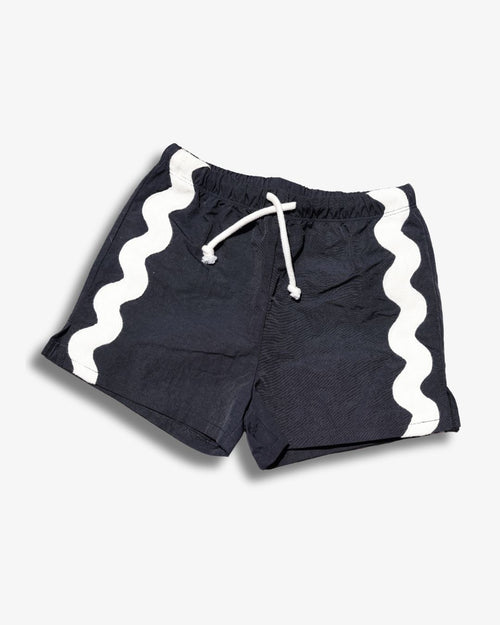 Wave shorts