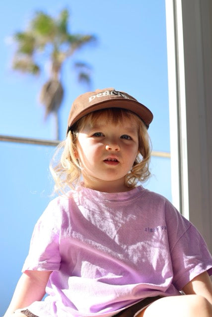 Peachy kids cap (brown)